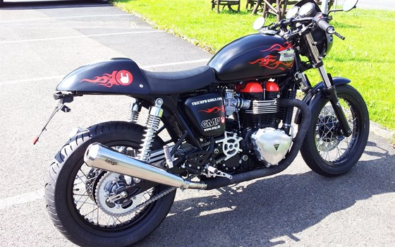 Umgebautes Motorrad Triumph Thruxton von Motorradhaus Löhmer GmbH - Bild 3 Umgebautes Motorrad Triumph Thruxton von Motorradhaus Löhmer GmbH - Bild 3