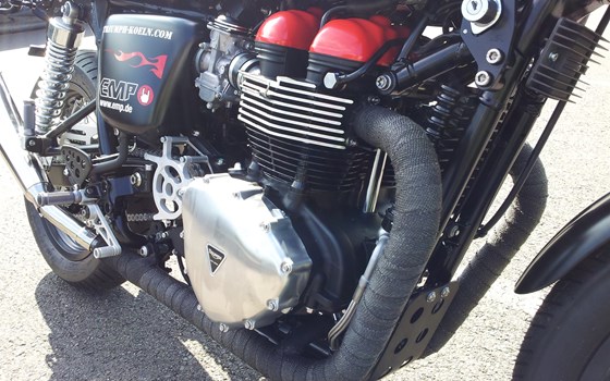 Umgebautes Motorrad Triumph Thruxton von Motorradhaus Löhmer GmbH - Bild 9 Umgebautes Motorrad Triumph Thruxton von Motorradhaus Löhmer GmbH - Bild 9