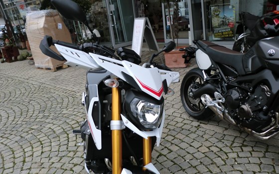 Umgebautes Motorrad Yamaha MT-09 Street Rally von MOTO-VÖLKL - Völkl GmbH - Bild 6 Umgebautes Motorrad Yamaha MT-09 Street Rally von MOTO-VÖLKL - Völkl GmbH - Bild 6