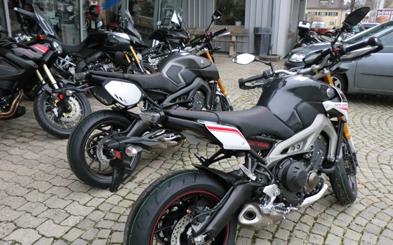 Umgebautes Motorrad Yamaha MT-09 Sport Tracker von MOTO-VÖLKL - Völkl GmbH - Bild 2 Umgebautes Motorrad Yamaha MT-09 Sport Tracker von MOTO-VÖLKL - Völkl GmbH - Bild 2