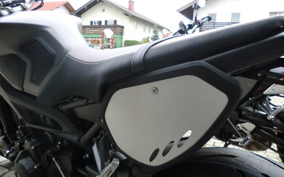 Umgebautes Motorrad Yamaha MT-09 Sport Tracker von MOTO-VÖLKL - Völkl GmbH - Bild 5 Umgebautes Motorrad Yamaha MT-09 Sport Tracker von MOTO-VÖLKL - Völkl GmbH - Bild 5