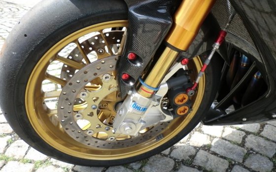 Umgebautes Motorrad Yamaha R1 von MOTO-VÖLKL - Völkl GmbH - Bild 2 Umgebautes Motorrad Yamaha R1 von MOTO-VÖLKL - Völkl GmbH - Bild 2
