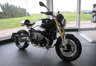BMW R nineT