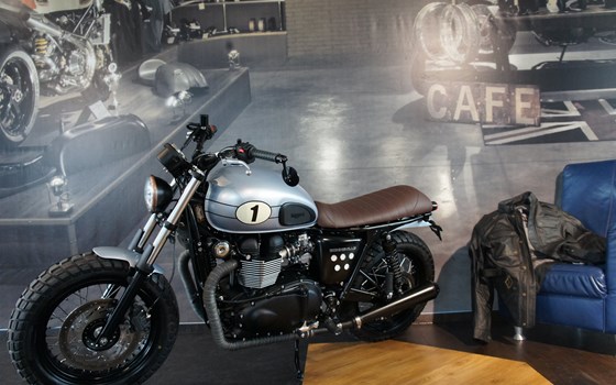 Umgebautes Motorrad Triumph Bonneville von Zweiradparadies Denk GmbH & Co. KG - Bild 2 Umgebautes Motorrad Triumph Bonneville von Zweiradparadies Denk GmbH & Co. KG - Bild 2