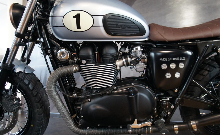 Umbgebautes Motorrad Triumph Bonneville Bild 4: Umbgebautes Motorrad Triumph Bonneville