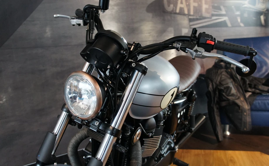 Umbgebautes Motorrad Triumph Bonneville Bild 5: Umbgebautes Motorrad Triumph Bonneville