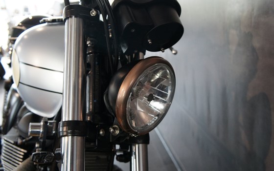 Umgebautes Motorrad Triumph Bonneville von Zweiradparadies Denk GmbH & Co. KG - Bild 7 Umgebautes Motorrad Triumph Bonneville von Zweiradparadies Denk GmbH & Co. KG - Bild 7