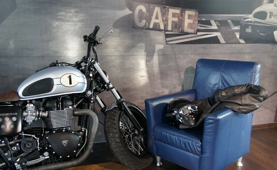 Umbgebautes Motorrad Triumph Bonneville Bild 8: Umbgebautes Motorrad Triumph Bonneville