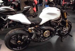 Ducati Monster 1200 S