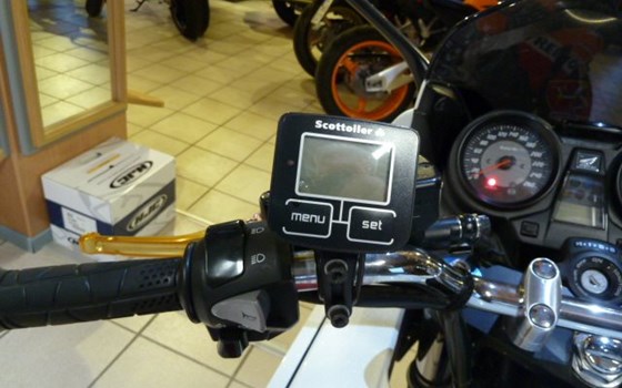 Umgebautes Motorrad Honda CB 1300 S von Motorradhaus R. & V. Krapp OHG - Bild 8 Umgebautes Motorrad Honda CB 1300 S von Motorradhaus R. & V. Krapp OHG - Bild 8