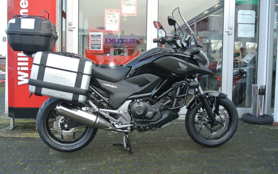 Umgebautes Motorrad Honda NC750X von Auto Hermes GmbH & Co. KG - Bild 7 Umgebautes Motorrad Honda NC750X von Auto Hermes GmbH & Co. KG - Bild 7