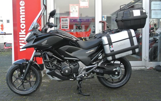 Umgebautes Motorrad Honda NC750X von Auto Hermes GmbH & Co. KG - Bild 8 Umgebautes Motorrad Honda NC750X von Auto Hermes GmbH & Co. KG - Bild 8