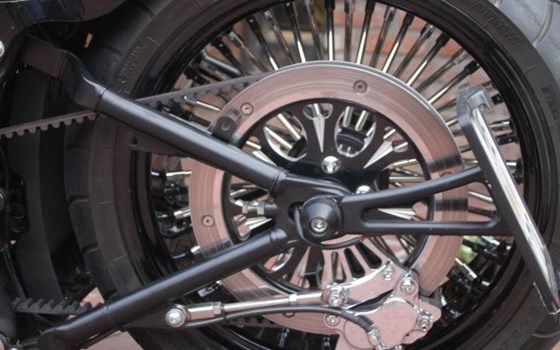 Umgebautes Motorrad Harley-Davidson Softail Fat Boy Special FLSTFB von X-Trem Custombikes - Bild 6 Umgebautes Motorrad Harley-Davidson Softail Fat Boy Special FLSTFB von X-Trem Custombikes - Bild 6