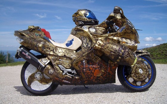 Umgebautes Motorrad Honda VFR 800 F von ge-ART-design - Bild 1 Umgebautes Motorrad Honda VFR 800 F von ge-ART-design - Bild 1