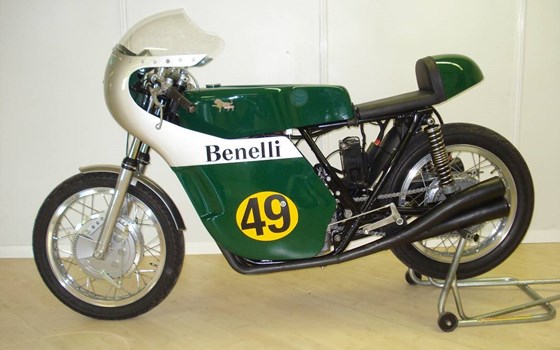 Umgebautes Motorrad Benelli 500 von Motorrad Scheunpflug e.K. - Bild 1 Umgebautes Motorrad Benelli 500 von Motorrad Scheunpflug e.K. - Bild 1