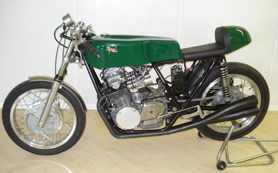 Umgebautes Motorrad Benelli 500 von Motorrad Scheunpflug e.K. - Bild 2 Umgebautes Motorrad Benelli 500 von Motorrad Scheunpflug e.K. - Bild 2