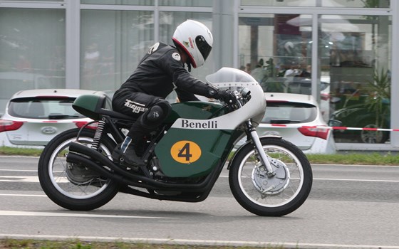 Umgebautes Motorrad Benelli 500 von Motorrad Scheunpflug e.K. - Bild 3 Umgebautes Motorrad Benelli 500 von Motorrad Scheunpflug e.K. - Bild 3