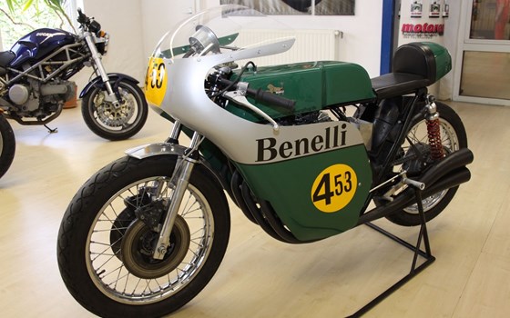 Umgebautes Motorrad Benelli 500 von Motorrad Scheunpflug e.K. - Bild 3 Umgebautes Motorrad Benelli 500 von Motorrad Scheunpflug e.K. - Bild 3