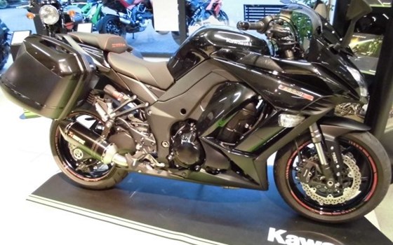 Umgebautes Motorrad Kawasaki Z1000SX von Team Wahlers GmbH - Bild 1 Umgebautes Motorrad Kawasaki Z1000SX von Team Wahlers GmbH - Bild 1