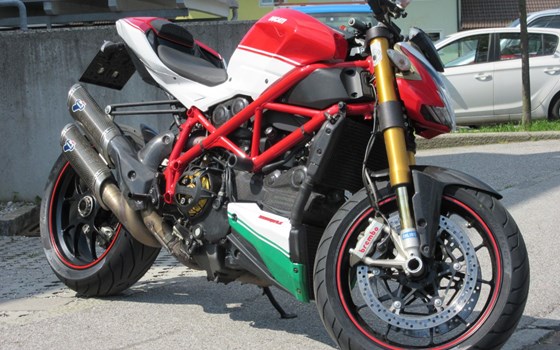 Umgebautes Motorrad Ducati Streetfighter S von go36 - Bild 1 Umgebautes Motorrad Ducati Streetfighter S von go36 - Bild 1