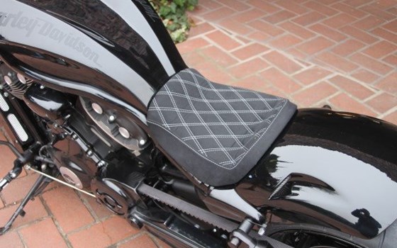 Umgebautes Motorrad Harley-Davidson Night Rod Special VRSCDX von X-Trem Custombikes - Bild 10 Umgebautes Motorrad Harley-Davidson Night Rod Special VRSCDX von X-Trem Custombikes - Bild 10
