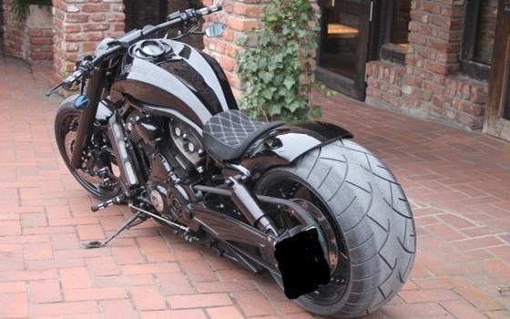 Umgebautes Motorrad Harley-Davidson Night Rod Special VRSCDX von X-Trem Custombikes - Bild 2 Umgebautes Motorrad Harley-Davidson Night Rod Special VRSCDX von X-Trem Custombikes - Bild 2