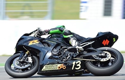 Suzuki GSX-R 750 Custom Bike Suzuki GSX-R 750 Custom Bike