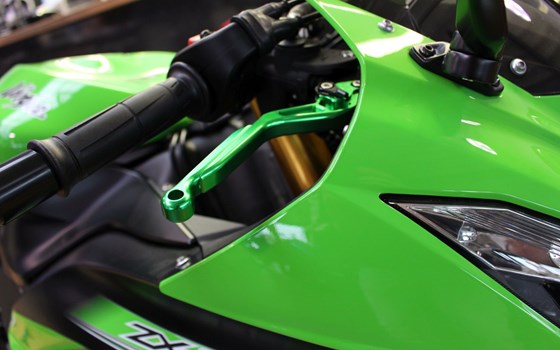 Umgebautes Motorrad Kawasaki Ninja ZX-6R 636 von Zweiradtechnik Zepf GmbH - Bild 8 Umgebautes Motorrad Kawasaki Ninja ZX-6R 636 von Zweiradtechnik Zepf GmbH - Bild 8