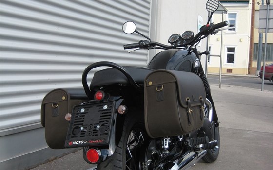 Umgebautes Motorrad Triumph Bonneville T100 Black von IL MOTO  Motorradhandel und Reparaturwerkstätte GesmbH - Bild 2 Umgebautes Motorrad Triumph Bonneville T100 Black von IL MOTO  Motorradhandel und Reparaturwerkstätte GesmbH - Bild 2