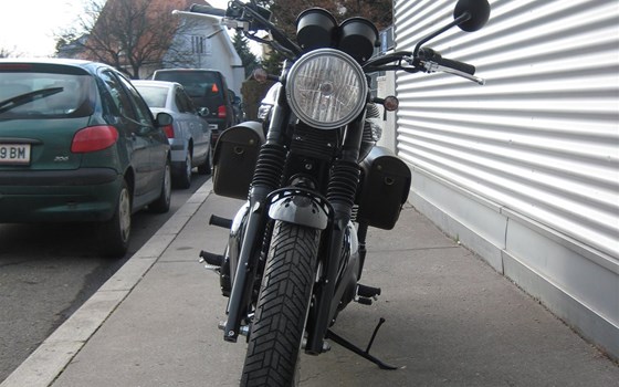 Umgebautes Motorrad Triumph Bonneville T100 Black von IL MOTO  Motorradhandel und Reparaturwerkstätte GesmbH - Bild 7 Umgebautes Motorrad Triumph Bonneville T100 Black von IL MOTO  Motorradhandel und Reparaturwerkstätte GesmbH - Bild 7
