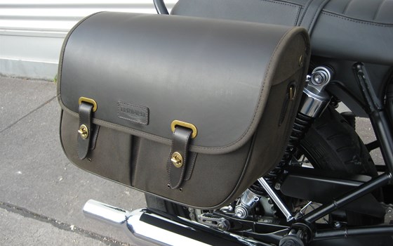 Umgebautes Motorrad Triumph Bonneville T100 Black von IL MOTO  Motorradhandel und Reparaturwerkstätte GesmbH - Bild 9 Umgebautes Motorrad Triumph Bonneville T100 Black von IL MOTO  Motorradhandel und Reparaturwerkstätte GesmbH - Bild 9