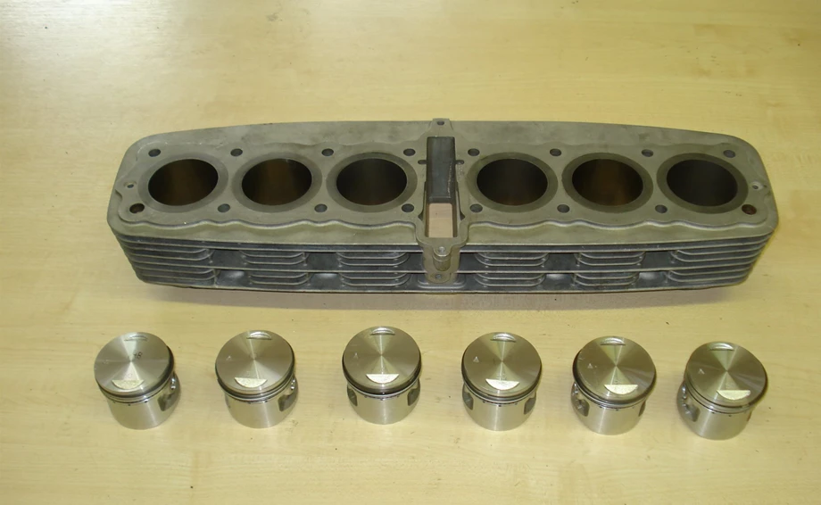 Umbgebautes Motorrad Benelli 750 Sei Bild 7: Umbgebautes Motorrad Benelli 750 Sei