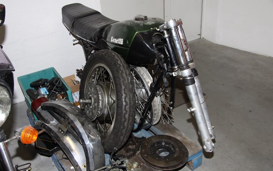 Umgebautes Motorrad Benelli 750 Sei von Motorrad Scheunpflug e.K. - Bild 6 Umgebautes Motorrad Benelli 750 Sei von Motorrad Scheunpflug e.K. - Bild 6