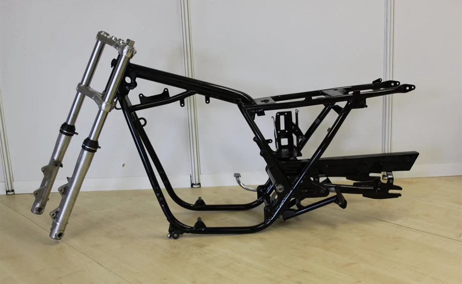 Umbgebautes Motorrad Benelli 750 Sei Bild 8: Umbgebautes Motorrad Benelli 750 Sei