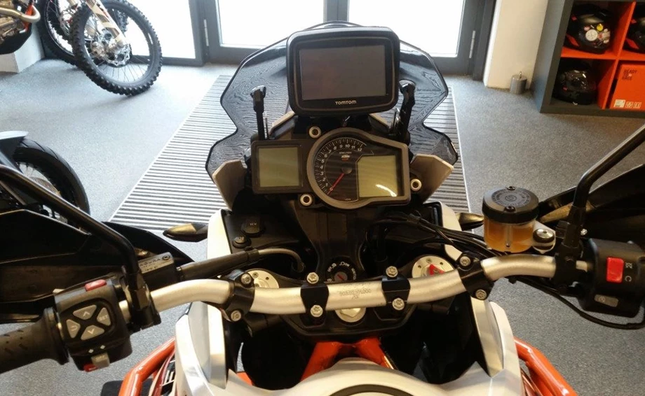 Umbgebautes Motorrad KTM 1190 Adventure R Bild 3: Umbgebautes Motorrad KTM 1190 Adventure R