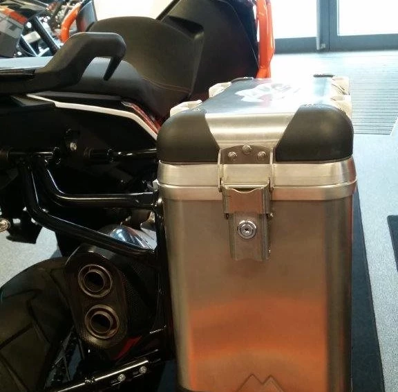 Umbgebautes Motorrad KTM 1190 Adventure R Bild 8: Umbgebautes Motorrad KTM 1190 Adventure R