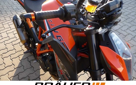 Umgebautes Motorrad KTM 1290 Super Duke R von Bräuer Motorradsport KG - Bild 10 Umgebautes Motorrad KTM 1290 Super Duke R von Bräuer Motorradsport KG - Bild 10