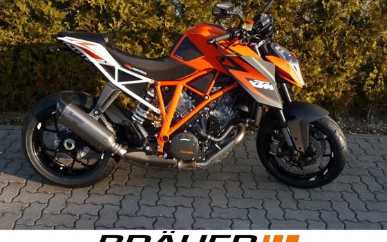 Umgebautes Motorrad KTM 1290 Super Duke R von Bräuer Motorradsport KG - Bild 3 Umgebautes Motorrad KTM 1290 Super Duke R von Bräuer Motorradsport KG - Bild 3