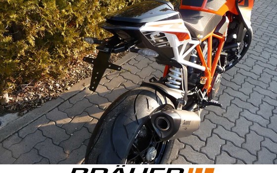 Umgebautes Motorrad KTM 1290 Super Duke R von Bräuer Motorradsport KG - Bild 7 Umgebautes Motorrad KTM 1290 Super Duke R von Bräuer Motorradsport KG - Bild 7
