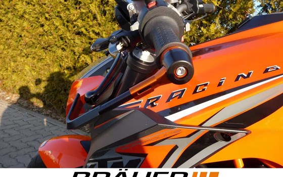 Umgebautes Motorrad KTM 1290 Super Duke R von Bräuer Motorradsport KG - Bild 8 Umgebautes Motorrad KTM 1290 Super Duke R von Bräuer Motorradsport KG - Bild 8