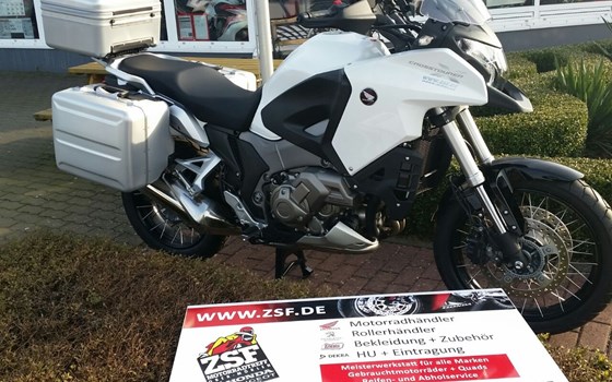 Umgebautes Motorrad Honda VFR1200X Crosstourer von ZSF Motorradtreff GmbH - Bild 1 Umgebautes Motorrad Honda VFR1200X Crosstourer von ZSF Motorradtreff GmbH - Bild 1