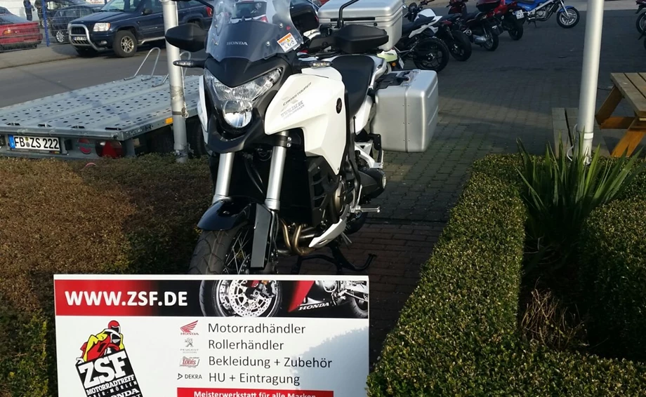 Rebuilt motorbike Honda VFR1200X Crosstourer Bild 3: Rebuilt motorbike Honda VFR1200X Crosstourer