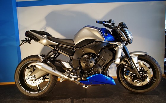 Umgebautes Motorrad Yamaha FZ1 von Promotec GmbH - Bild 1 Umgebautes Motorrad Yamaha FZ1 von Promotec GmbH - Bild 1