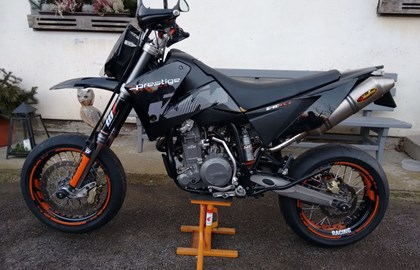 KTM 640 LC4 Supermoto Custom Bike