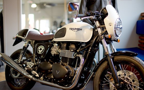 Umgebautes Motorrad Triumph Thruxton Ace von Q-Bike Technik GmbH - Bild 1 Umgebautes Motorrad Triumph Thruxton Ace von Q-Bike Technik GmbH - Bild 1