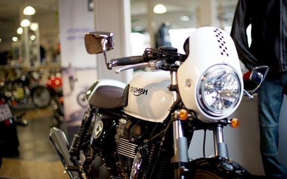 Umgebautes Motorrad Triumph Thruxton Ace von Q-Bike Technik GmbH - Bild 2 Umgebautes Motorrad Triumph Thruxton Ace von Q-Bike Technik GmbH - Bild 2