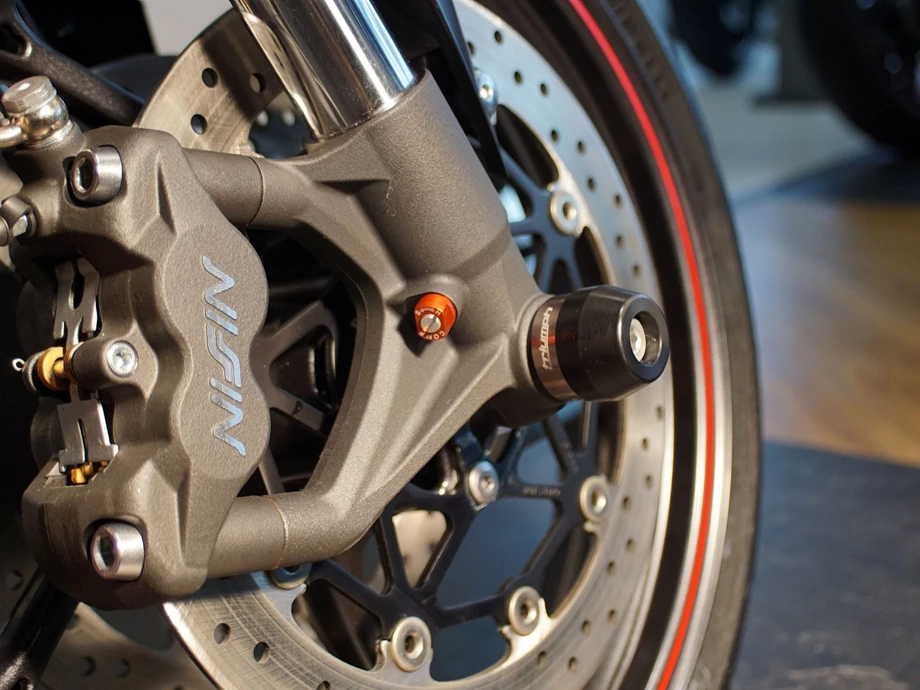 Umbgebautes Motorrad Triumph Street Triple 675 R Bild 6: Umbgebautes Motorrad Triumph Street Triple 675 R