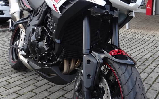 Umgebautes Motorrad Triumph Tiger Sport 1050 von MSG Moto-Shop-Gera TEAM BAUCH OHG - Bild 5 Umgebautes Motorrad Triumph Tiger Sport 1050 von MSG Moto-Shop-Gera TEAM BAUCH OHG - Bild 5