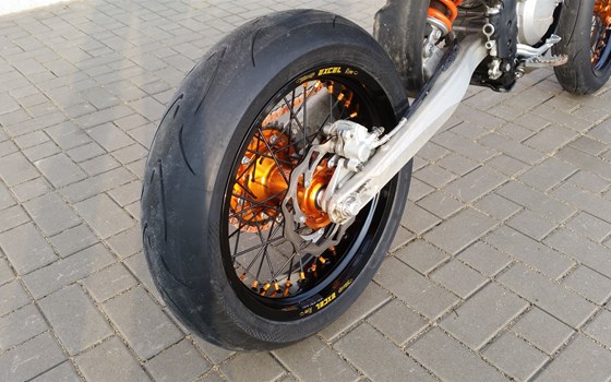 Umgebautes Motorrad KTM 500 EXC von motoroox GmbH - Bild 2 Umgebautes Motorrad KTM 500 EXC von motoroox GmbH - Bild 2