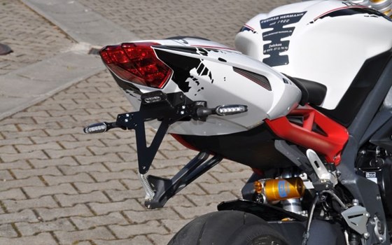Umgebautes Motorrad Triumph Daytona 675 R von Zweirad Hermann - Bild 6 Umgebautes Motorrad Triumph Daytona 675 R von Zweirad Hermann - Bild 6